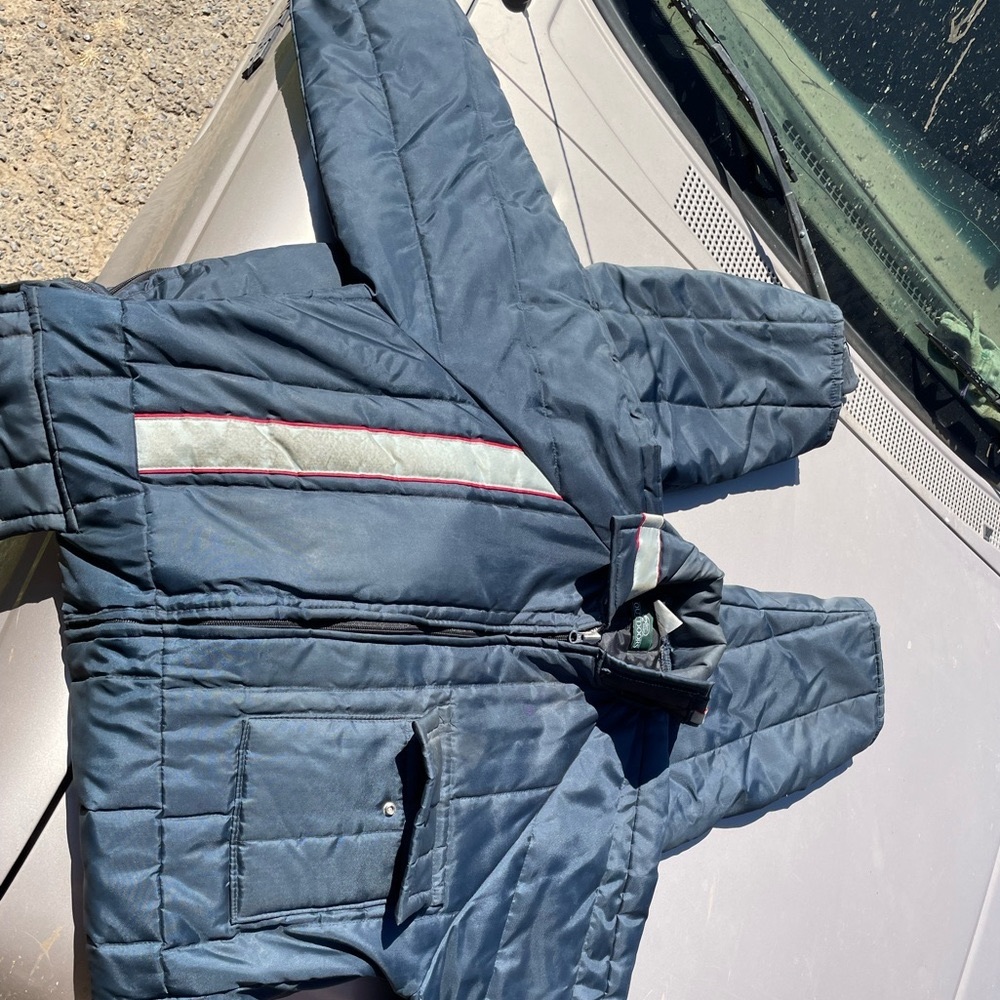 Vintage Bass Pro Shops Outdoors Insulated Snow Jumpsuit Coveralls
